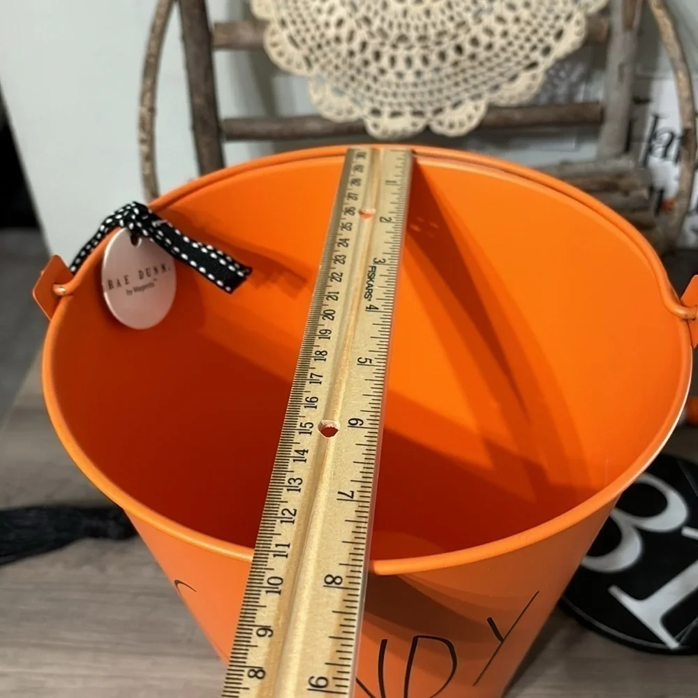 NEW Rae Dunn CANDY HALLOWEEN ORANGE METAL PAIL WITH HANDLE